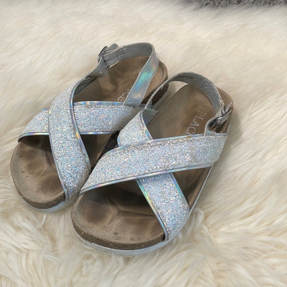 The Childrens place irredecent sandal size 8